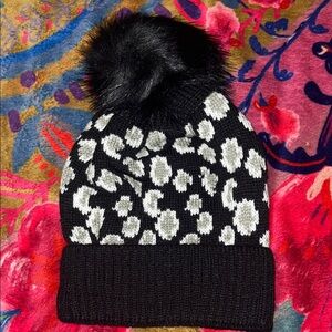 Stylish Black and White Pom-Pom Beanie